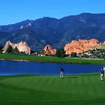 Garden Of The Gods Resort & Club 