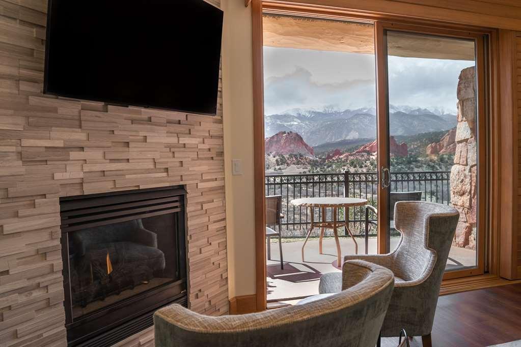 Hotel Garden Of The Gods & Club 4*