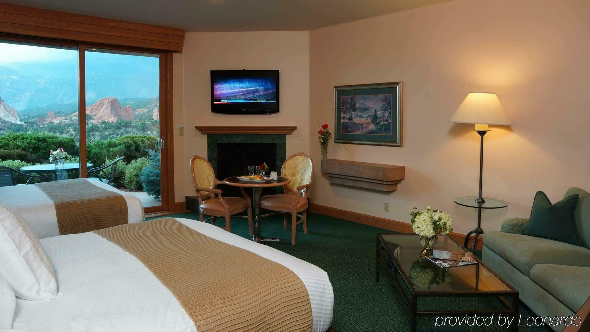 Garden Of The Gods & Club 4* Colorado Springs